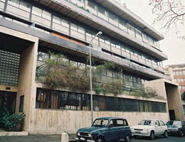 Le Corbusier. Ле Корбюзье. Многоквартирный дом Кларте (Immeuble Clarté), Женева, Швейцария. 1930