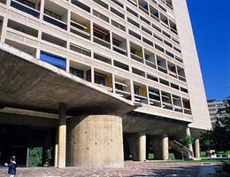 Le Corbusier. Ле Корбюзье. Марсельская жилая единица (Unité d'Habitation) , Марсель, Франция. 1947-1952