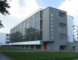 Walter Gropius. Вальтер Гропиус: Bauhaus School and Faculty, Dessau, Germany. 1925–1932