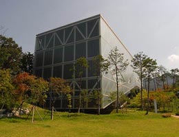 Rem Koolhaas. Рем Колхас. OMA: Seoul National University Museum of Art (MoA), Seoul (Музей искусств Сеульского национального университета, Сеул, Южная Корея), 2003 — 2005