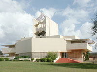 Фрэнк Ллойд Райт (Frank Lloyd Wright): Annie M. Pfeiffer Chapel, Lakeland, Florida (Капелла Энн Пфайффер, Флоридский Саузен-колледж, Лейкленд, Флорида), 1938—1941 (проект Child of the Sun)
