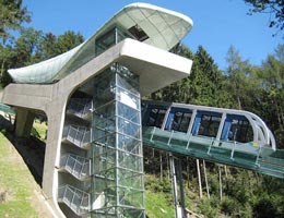 Заха Хадид. Zaha Hadid Architects: Nordpark Cable Railway (Nordkettenbahn), Innsbruck, Austria (Станция канатной дороги, Инсбрук, Австрия), 2004—2007