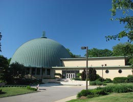 Erich Mendelsohn. Эрих Мендельсон: Парк синагоги, Кливленд, Огайо. Park Synagogue, Cleveland Heights, Ohio. (1946—1953)