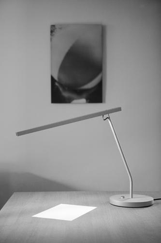 Maarten van Severen. Маартен ван Северен. U-line desk lamp, Light, 1996