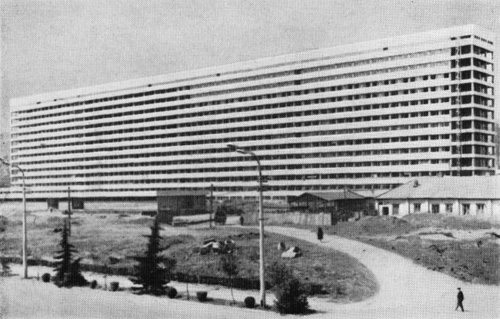 М. К. Шавишвили. Республиканская больница в Тбилиси. Начата в 1970 г