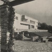 Villa Gans, Kronberg im Taunus, Falkensteiner Straße 19, Hesse. 1929–1931. Peter Behrens