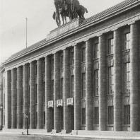Посольство Германии в Санкт-Петербурге. 1911–1912. Peter Behrens