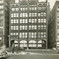 Troescher Building, Chicago, 1884. Adler & Sullivan
