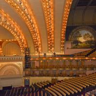 Auditorium Building, Chicago (1889). Adler & Sullivan